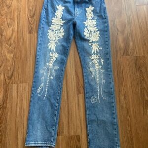 7 For All Mankind Jeans Easy Slim with Floral Embroidery Size 26